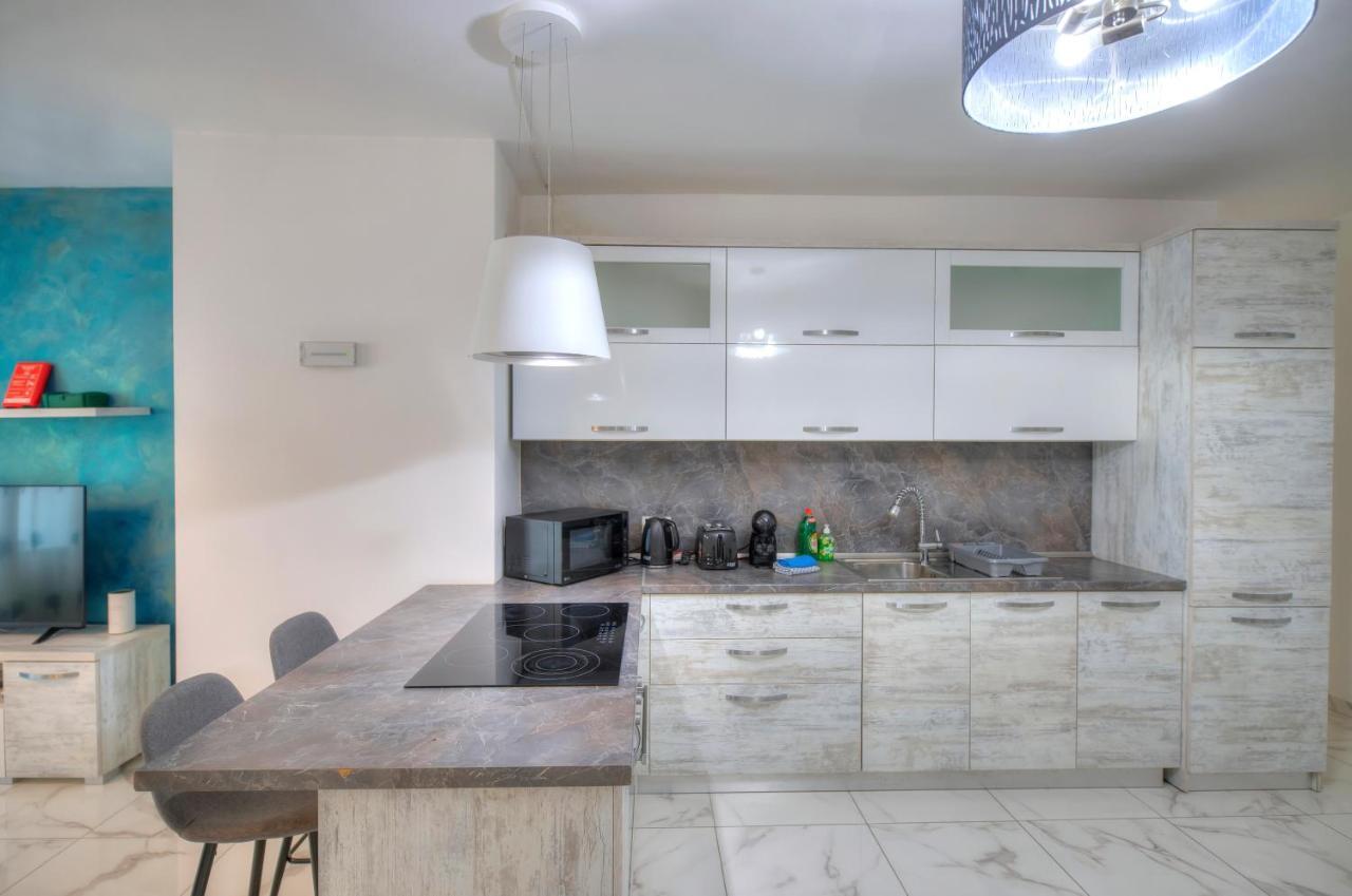 Spacious & Modern 3 Bedroom Near Seafront Jbor1-1 Apartment Gzira
