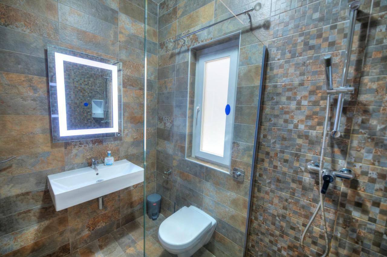 Spacious & Modern 3 Bedroom Near Seafront Jbor1-1 Apartment Gzira
